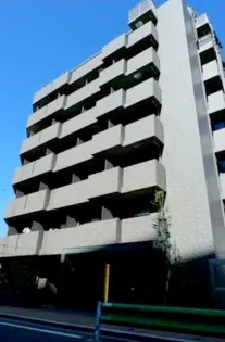 ルーブル大島弐番館【1階】の外観