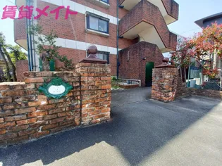 フォレストオブウィーン【1階】の地図