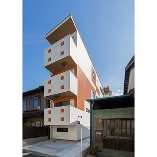 PRIMAVERA WEST【2階】の外観