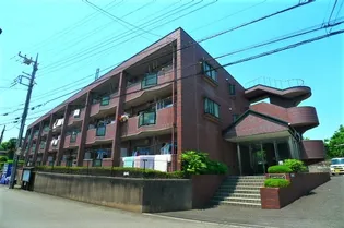 グレースコートの画像