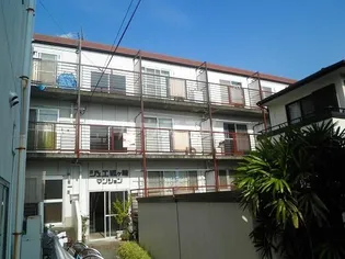 ジュエ狐ヶ崎マンション【2階】の外観