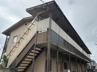 桔梗ハウス(キキョウハウス)【2階】の外観