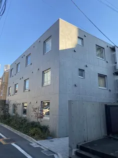 東京都新宿区西新宿4【マンション】の外観