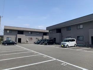 ラ・パラーシオ【2階】の外観