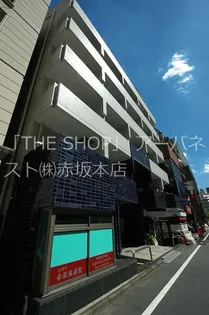 ラミアール赤坂【3階】の外観