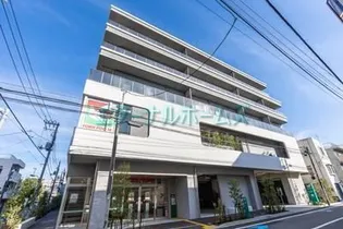 東京都新宿区西落合1【マンション】の外観