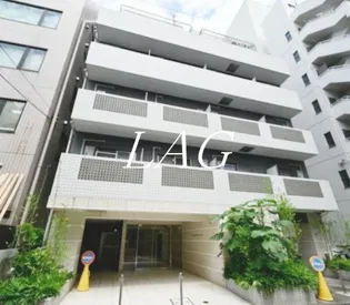 ラグジュアリーアパートメント本郷【2階】の外観