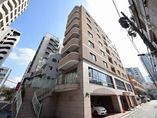 東京都港区東麻布1【マンション】の外観