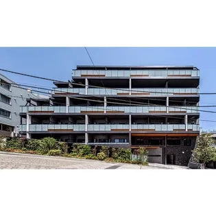 東京都新宿区市谷左内町【マンション】の外観