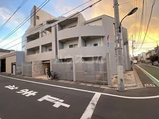 B CITY APARTMENT SHINJUKU NW【4階】の外観