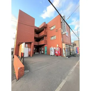 東光マンション【1階】の外観