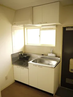 上六ハイツ【2階】のキッチン