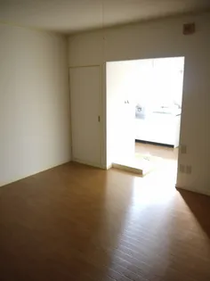 上六ハイツ【2階】の居間