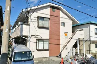 フラットアイトーン【1階】の外観