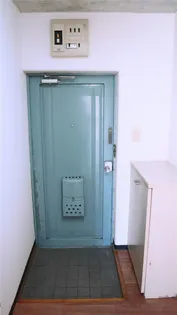 ユウネクストドムス【1階】の玄関