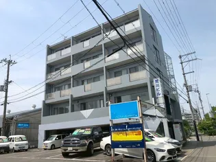 荒川ビル【3階】の外観