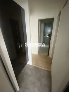 メゾン・ライトB【2階】の玄関