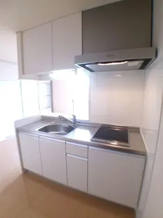 シャルム・ソワニエ B【1階】のキッチン