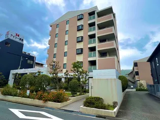 パインコート江坂の画像