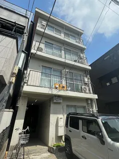 渡辺マンション【1階】の外観