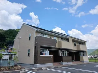 広島県安芸高田市吉田町吉田【アパート】の外観