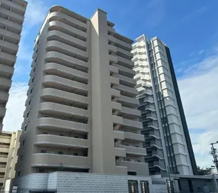 広島県広島市中区西白島町【マンション】の外観