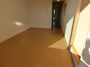 カームリーヒルI【2階】の居間