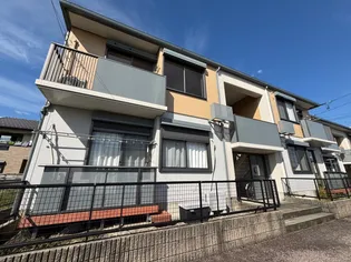 ドミールエスト【2階】の外観