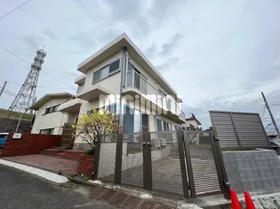 神奈川県藤沢市片瀬山1【一戸建】の外観