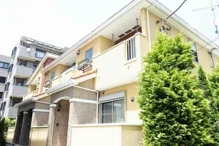 ベルヴィーIの画像