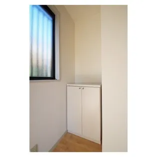 プレンティアハイツ【1階】の玄関