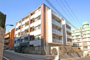 ブルソール信濃町【5階】の外観