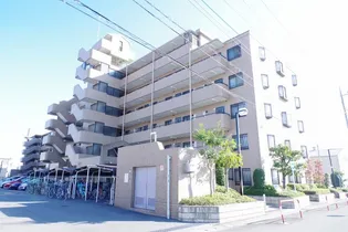 グランドアズール戸田【6階】の外観