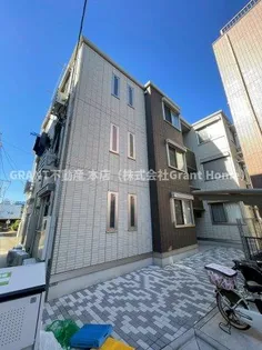 アレッサ【2階】の外観