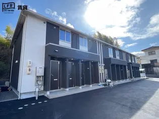 ベティハウス右山の画像