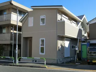 東京都世田谷区上北沢1【一戸建】の外観