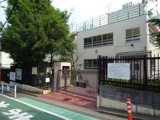 アルブル代々木八幡【1階】の周辺