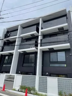 東京都新宿区市谷加賀町2【マンション】の外観