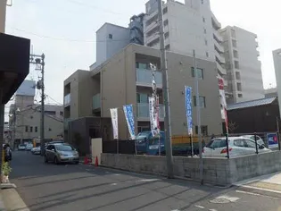 レフィナード平和通りの画像