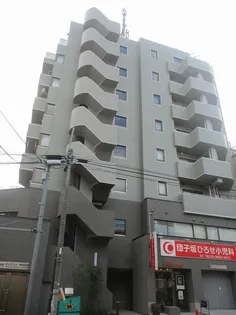 東京都文京区千駄木1【マンション】の外観