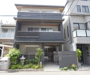 シャーメゾン御所西【2階】の外観
