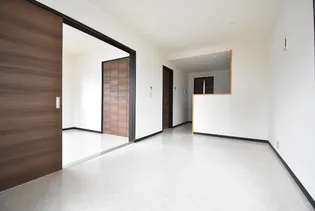 ソフィア田崎【2階】の居間