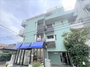 シーウィンズ春日【2階】の外観