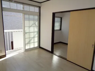 リズム和光【2階】の居間