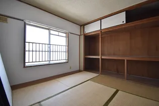 フォレストタウン川辺 B棟【3階】の内装