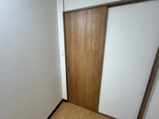 佐久間荘【2階】の玄関