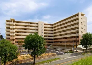 OPH北千里青山台【4階】の外観
