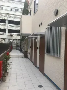 東京都新宿区戸山3【アパート】の外観