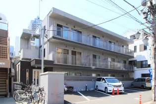 トラスティ本間【1階】の外観