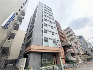 ステーションフロント都立大学【6階】の外観
